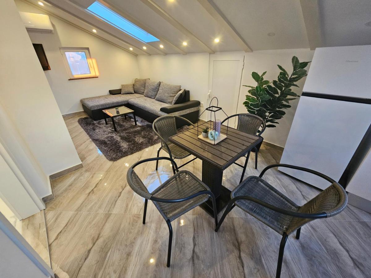 Jasmin Apartment *